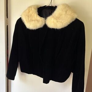 Vintage velvet bolero with fur collar